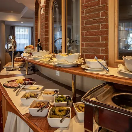 فندق The - Himmlisch Wohlfuehlen ايشجل